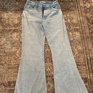 Flare Jeans
